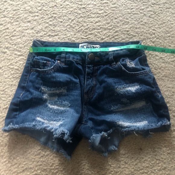 Classic ripped blue denim jean shorts - Picture 4 of 4